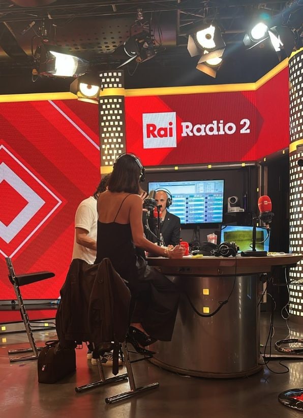 Belen Rodriguez a Roma negli studi di Radio 2