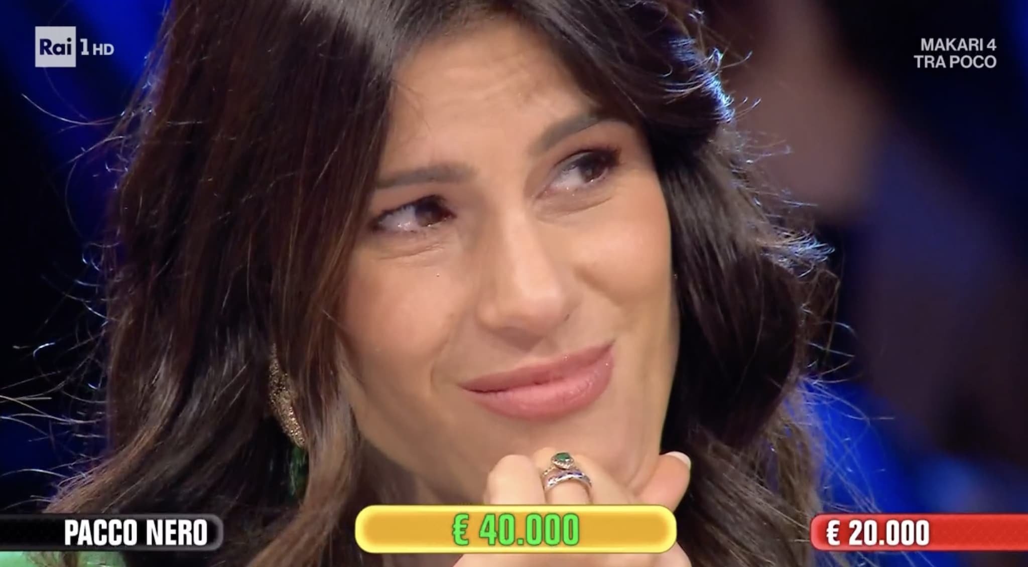 Ad Affari Tuoi Alessandra dalla Calabria non ascolta il figlio e perde 200mila euro