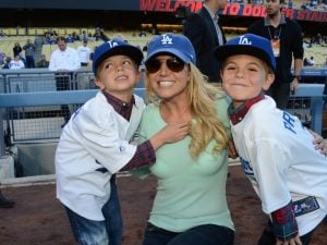 Britney Spears, l’ex marito Kevin Federline: “Si avvicinava ai figli di notte con un coltello in mano”