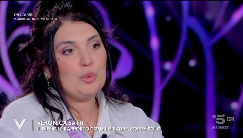 Veronica Satti, la figlia di Bobby Solo a Verissimo: "Ho fatto atti di autolesionismo, da mio padre solo un messaggio"