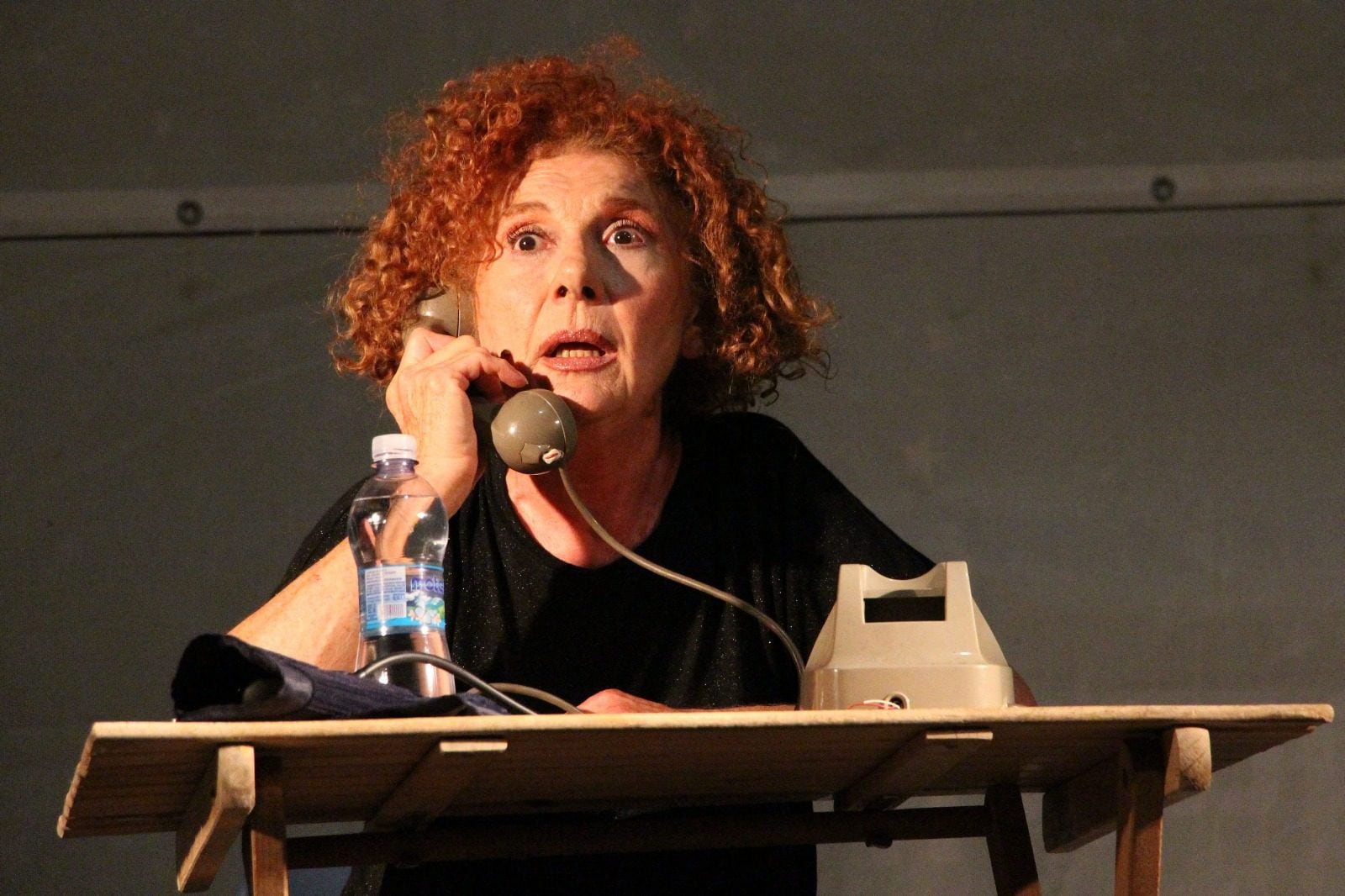 Una foto di scena di "Mamma sei sempre nei miei pensieri, spostati!"