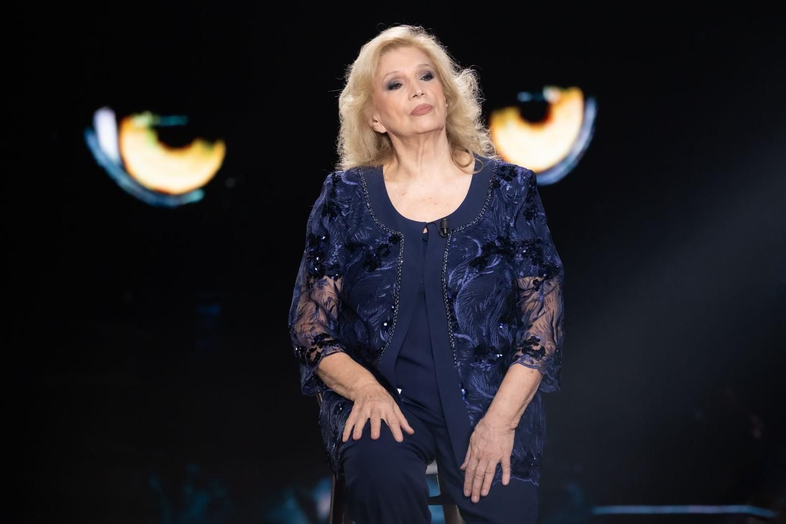 Iva Zanicchi a Belve: "La pipì dietro il divano? Una grande attrice. Ok, il prezzo è giusto senza me sarà un flop"