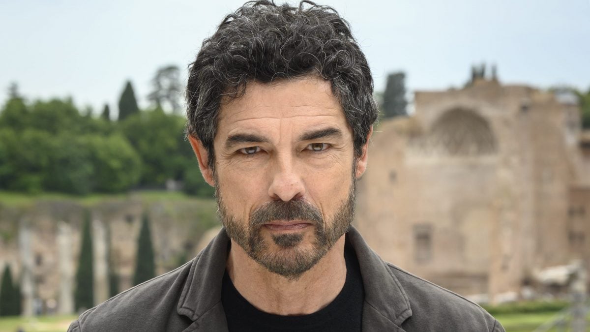 Alessandro Gassmann in Un Professore 3