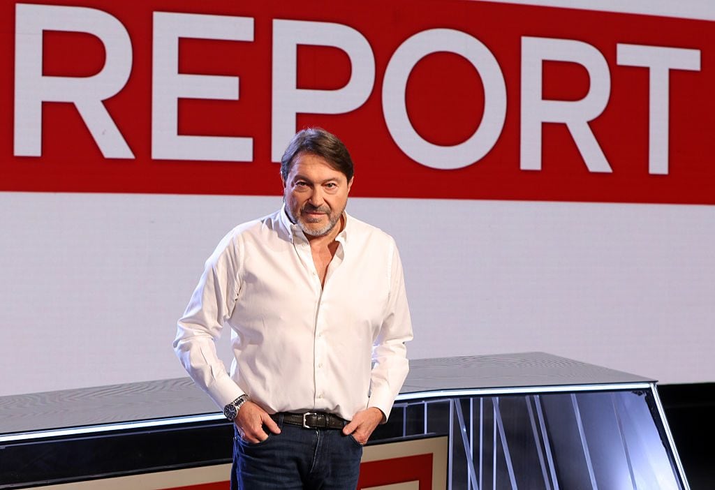 Sigfrido Ranucci mentre conduce Report