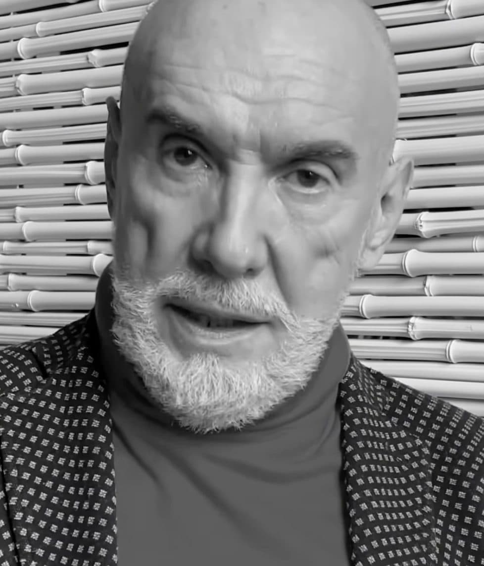 In un video su Instagram, Dalla Palma annuncia di ritirarsi nella sua intimità.