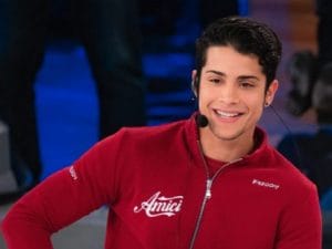 L&#8217;ex di Amici Rafael Quenedit è diventato padre, la prima foto con la figlia: &#8220;Un amore inspiegabile&#8221;