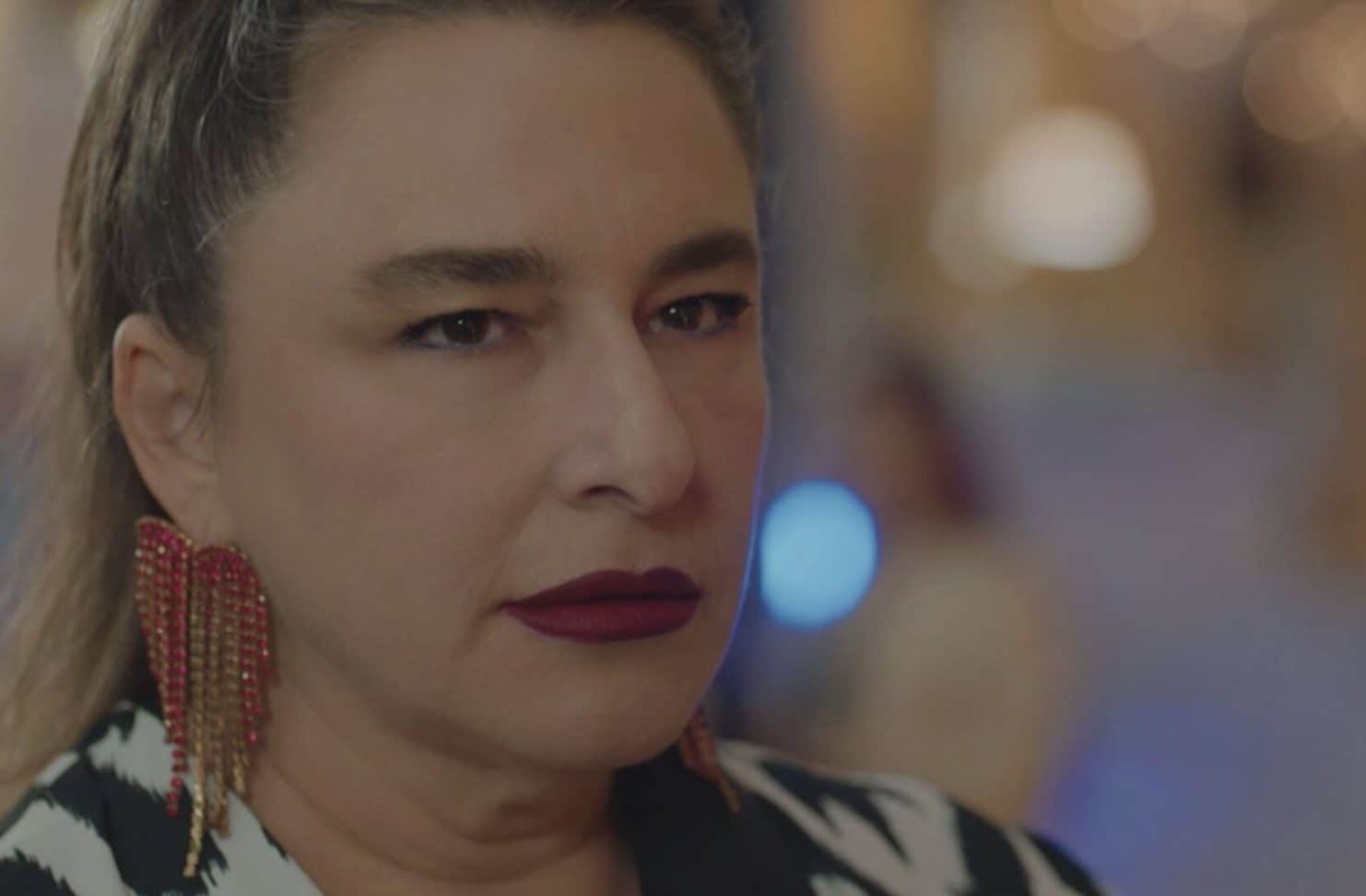 La notte nel cuore, anticipazioni domenica 16 novembre: Cihan sfida Hikmet che gli chiede 5 milioni di dollari