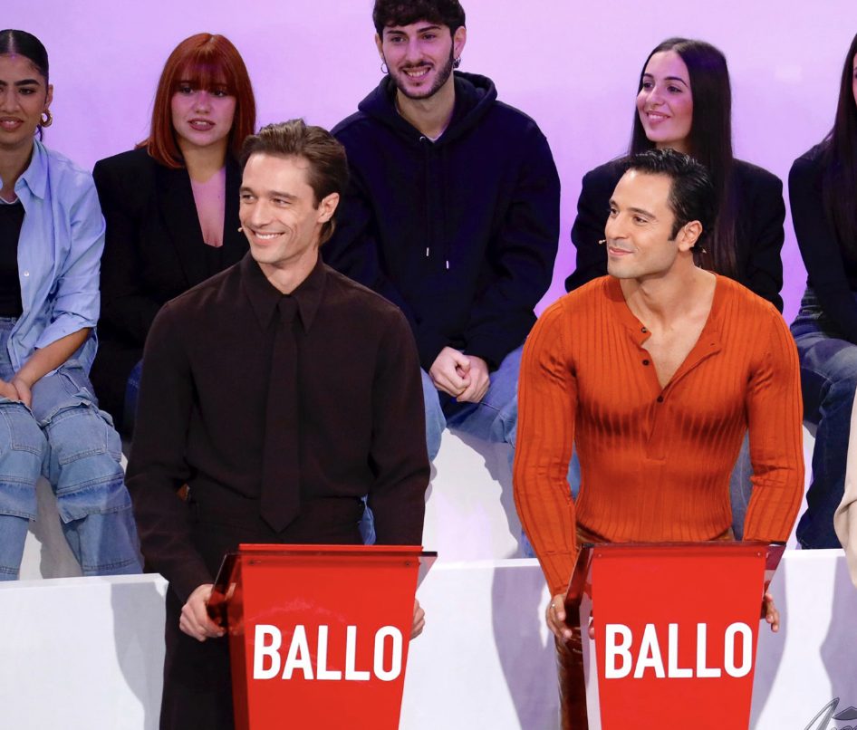 Francesco Mariottini torna ad Amici, De Filippi: "La maestra Celentano ti guarda con gli occhi a cuore"