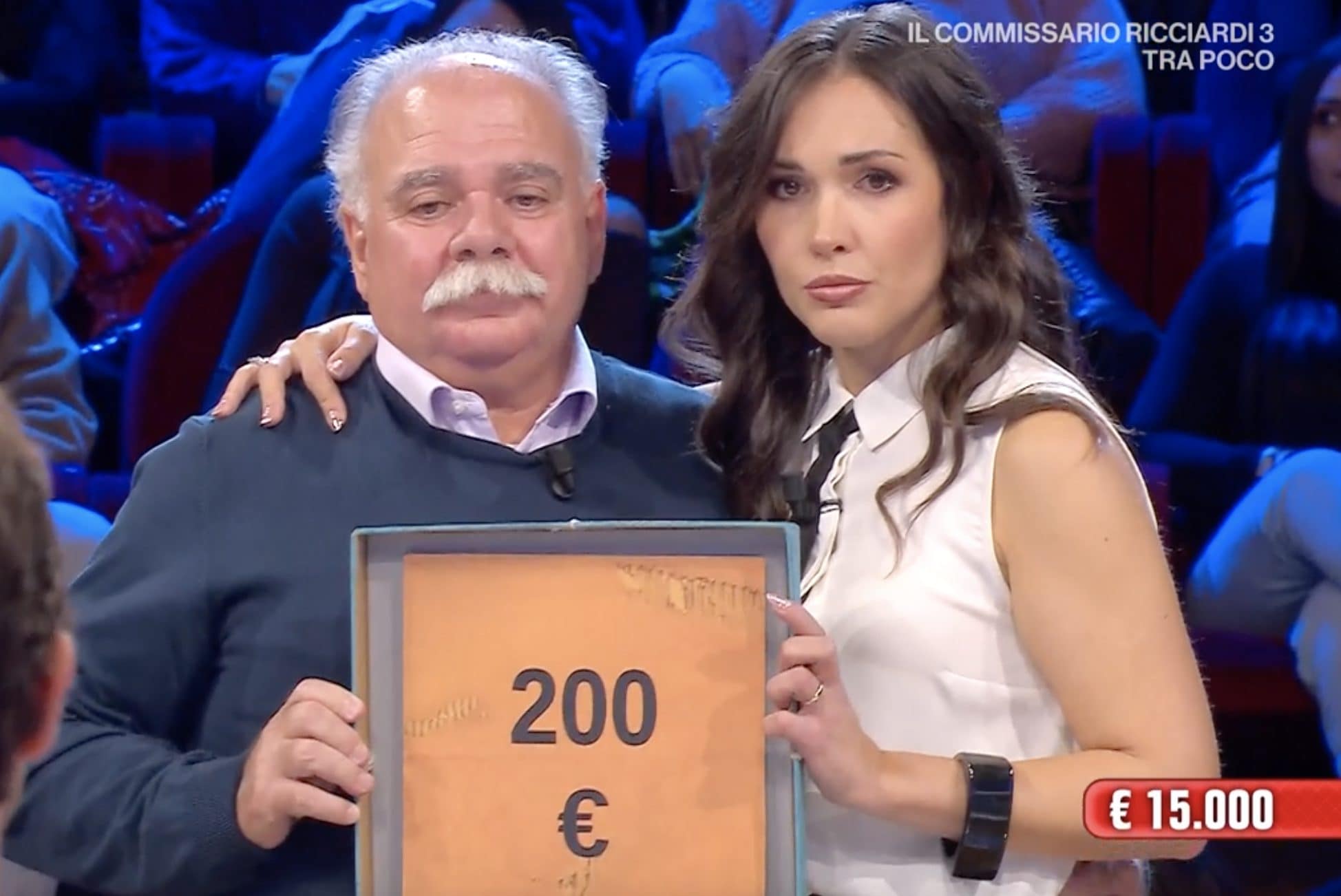 La partita di Angelica ad Affari Tuoi è disastrosa, parte male ma continua anche peggio