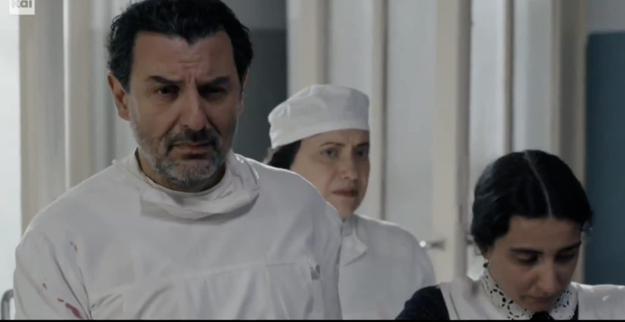 Il Dottor Modo svela al Commissario Ricciardi: "Non ce l’ho fatta a salvartela"