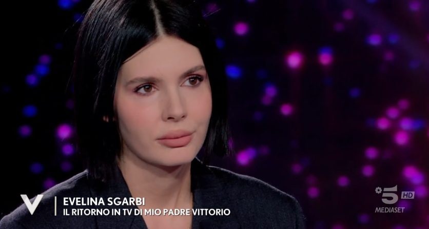 Evelina Sgarbi: "Non escludo che mio padre sia ricattato. È pietoso vederlo in TV così"