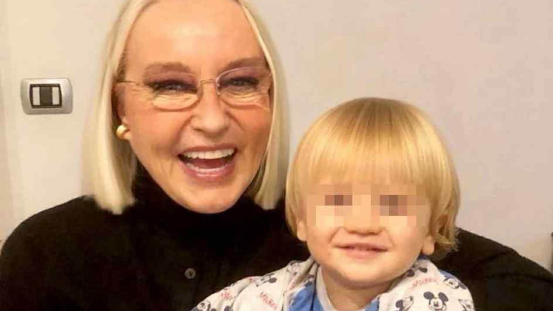 L'ultimo gesto d'amore di Eleonora Giorgi per il nipotino: "15 regali di Natale per accompagnarlo fino ai 18 anni"