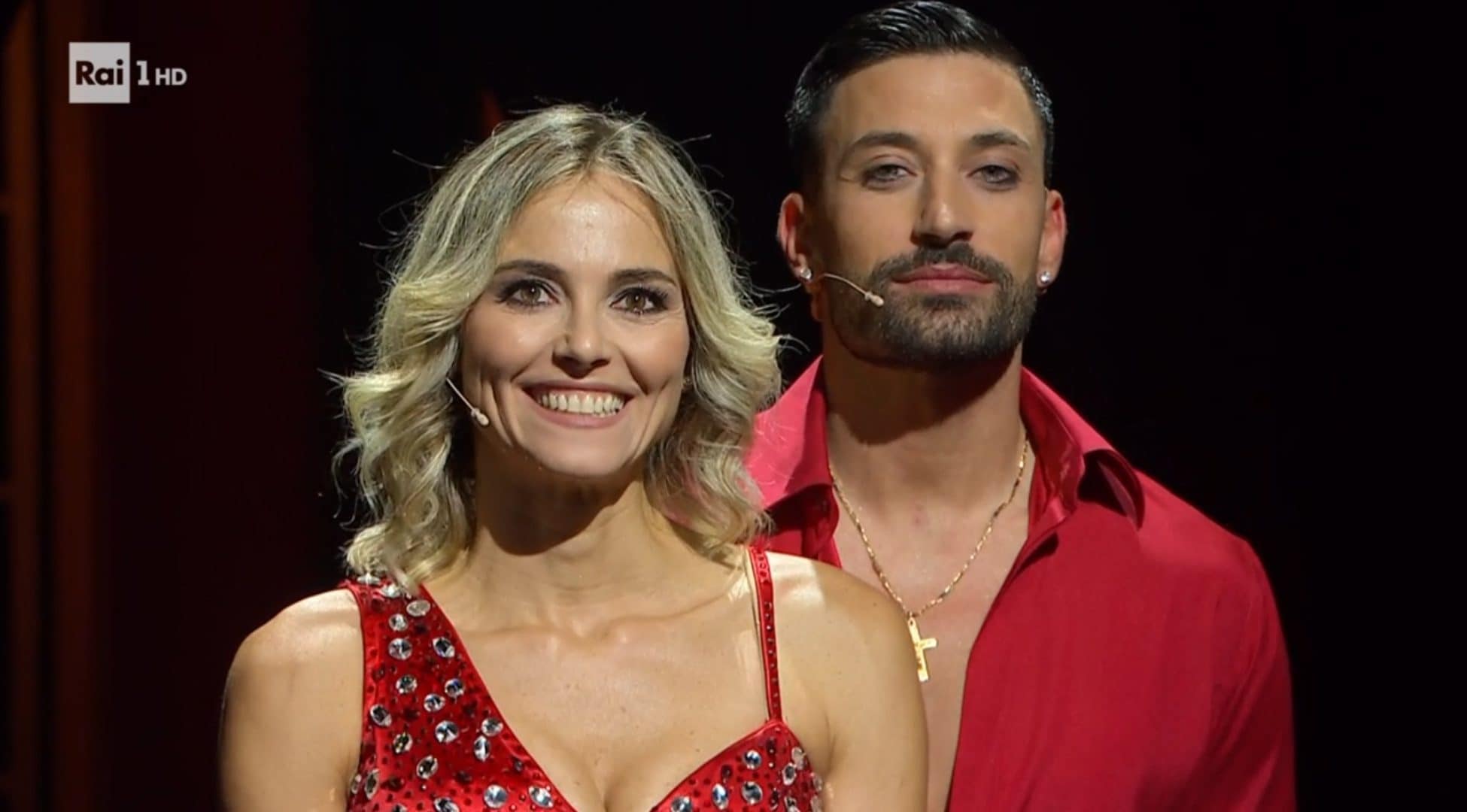 Chi non crede all’infortunio di Francesca Fialdini a Ballando? Colombari e Fognini avrebbero chiesto le lastre