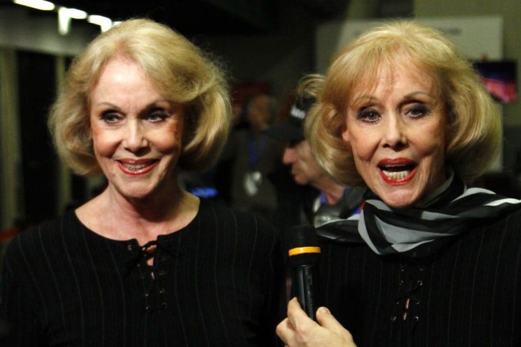 Morte le gemelle Kessler a 89 anni nella loro casa, le cause del decesso: "Suicidio assistito"