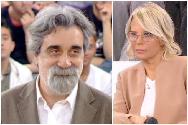 "Questa sarà per sempre la tua casa", Maria De Filippi e la squadra di Amici omaggiano Vessicchio a inizio puntata