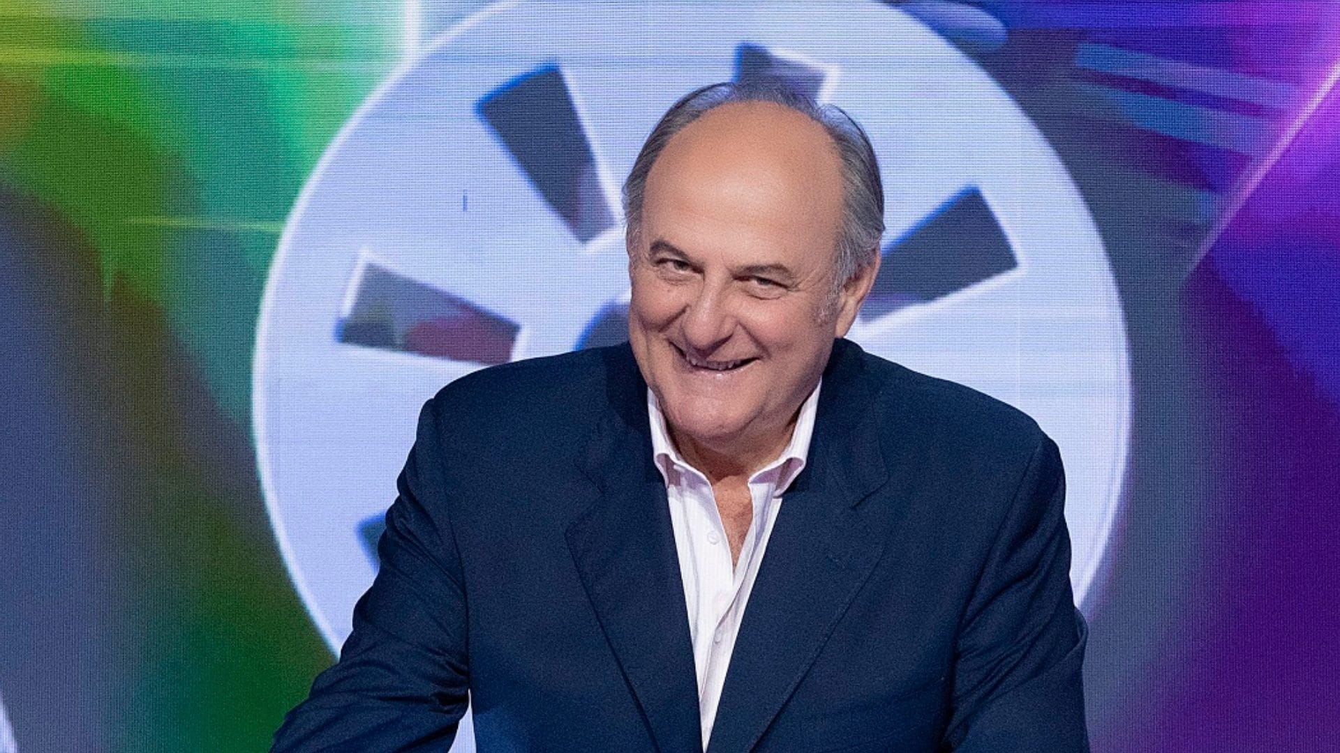 La Ruota della fortuna in onda in prima serata: il torneo dei campioni contro la fiction Un professore 3