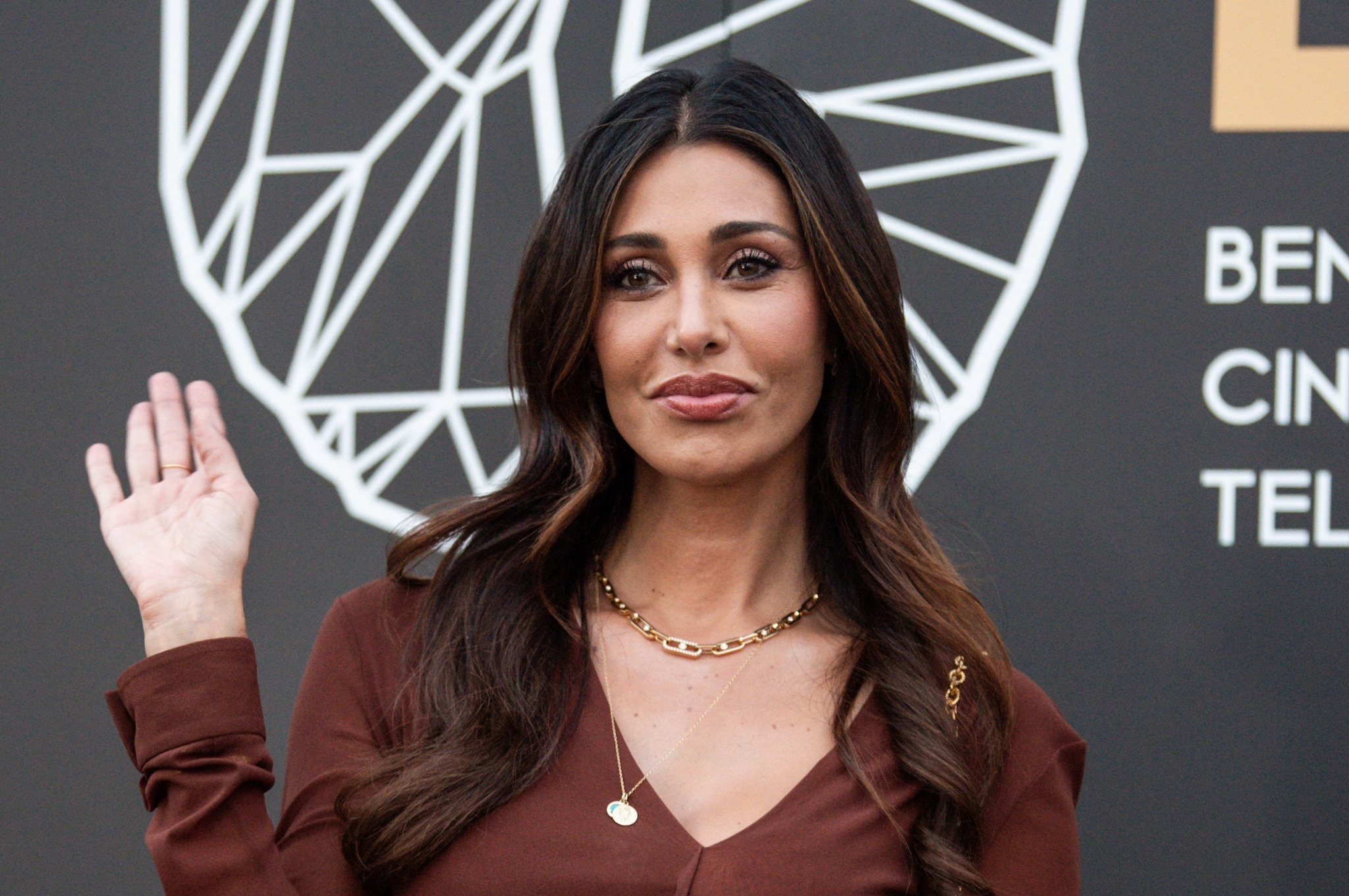 Belen Rodriguez ospite delle cinque serate di Sanremo 2026: "Canterà con un Big in gara"