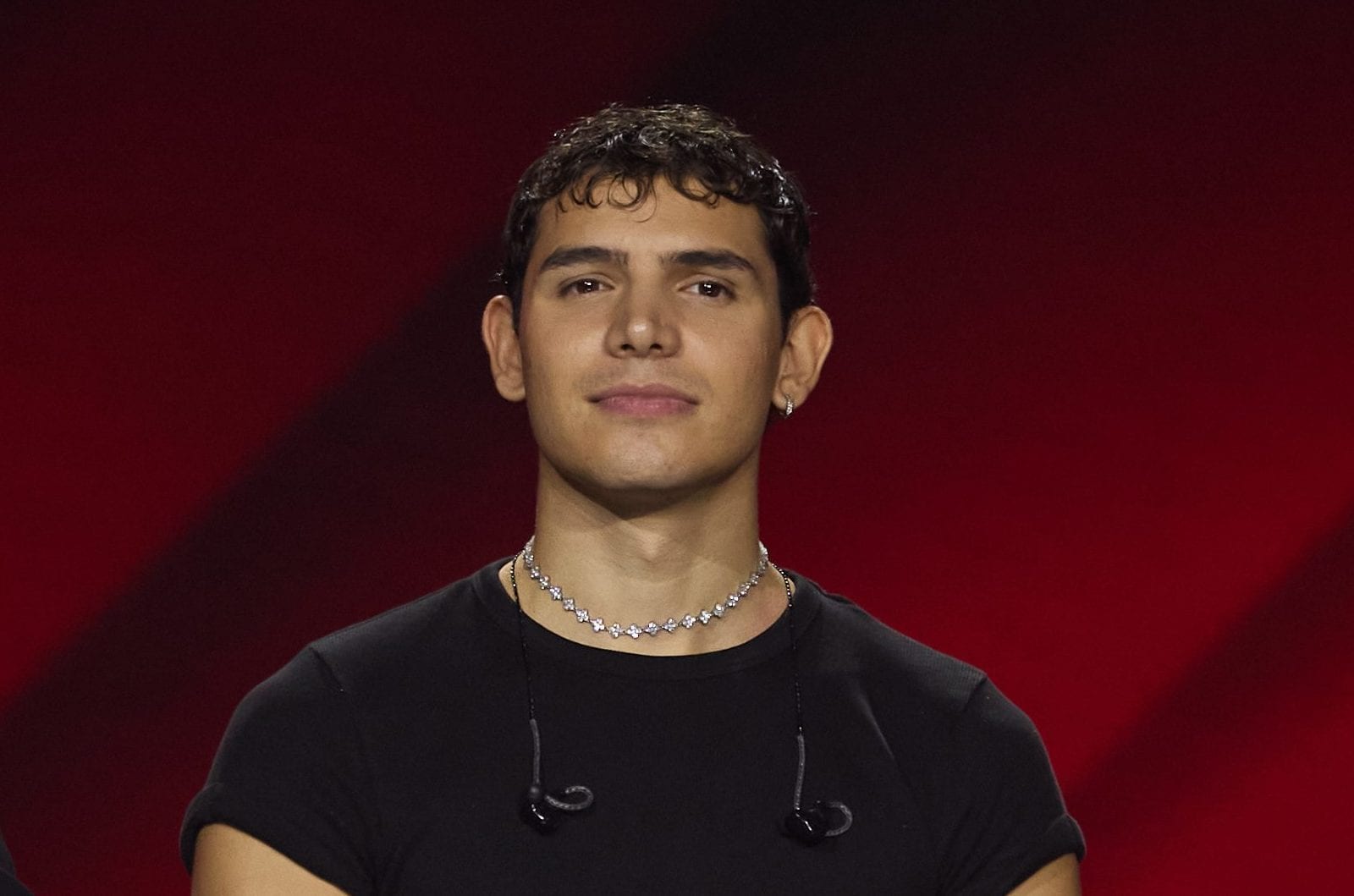 EroCaddeo dopo X Factor 2025 parla della fidanzata, a lei ha dedicato l'inedito Punto: "Sono innamorato"