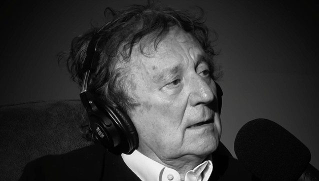 Enzo Iacchetti: "Ho aperto 100 pozzi in Africa e due scuole con i miei soldi, chi mi ha denunciato è un violento"