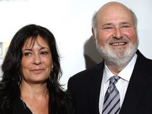 Rob Reiner e la moglie sono morti in pochi minuti, i dettagli nel certificato di morte