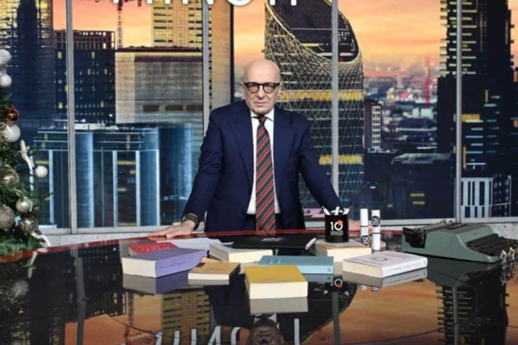 Alessandro Sallusti conduce Dieci Minuti al posto di Nicola Porro, la prima intervista è ad Andrea Sempio