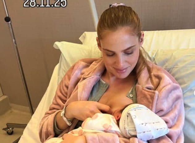 L'ex velina di Striscia Irene Cioni mamma bis, è nata la figlia Gloria: il messaggio sui social
