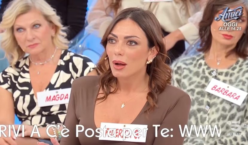 Chi è Federica, la dama del trono over di Uomini e Donne che sta conoscendo Alessio e Gianmaria