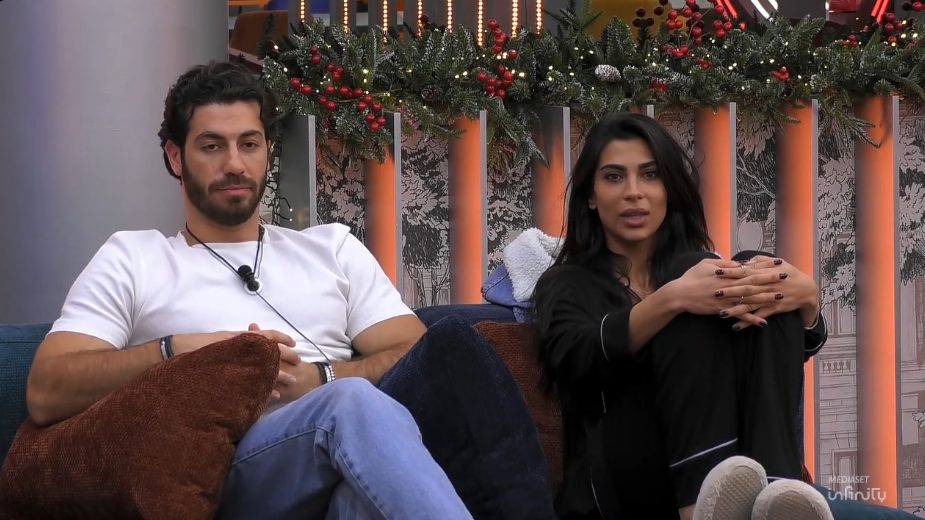 Omer e Rasha si separano al Grande Fratello, lui: "Non ti sopporto più, non riesco nemmeno a guardarti"