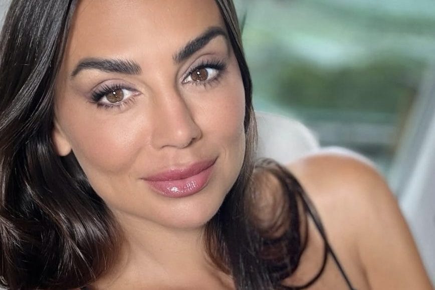 Elga Enardu accusata di fingere la rottura con Diego Daddì, cosa è successo e la sua risposta ai commenti