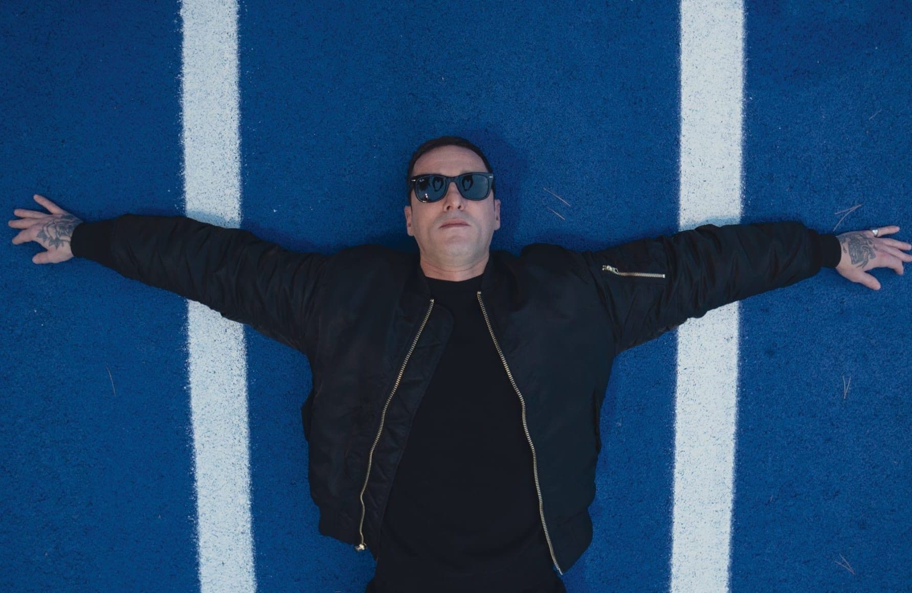 Luca Dirisio: "Spremuto nel pieno del successo, a Sanremo fui snaturato. Oggi voglio rialzarmi con nuova musica"