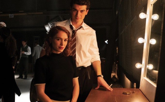 Ascolti tv 30 novembre: chi ha vinto tra Carosello in Love e La notte nel cuore, i dati di Affari Tuoi e La Ruota