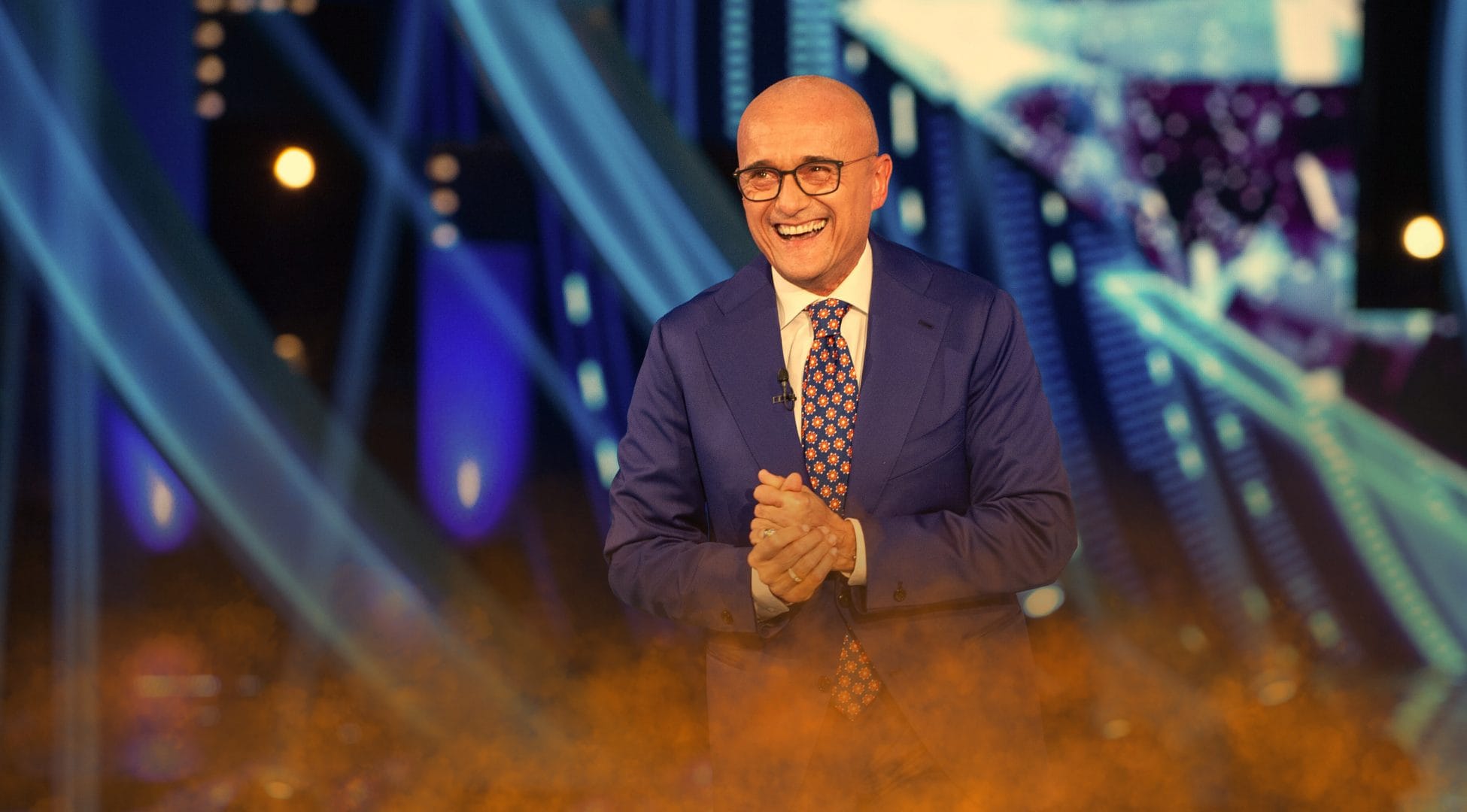 Alfonso Signorini, l'avvocato: "Rammaricato per il fango che sta arrivando, ma l'unico indagato al momento è Corona"