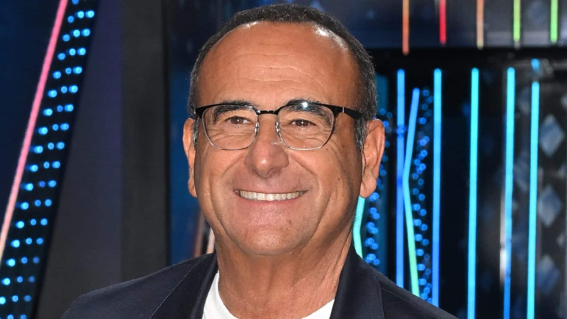 Carlo Conti svela un retroscena su Sanremo 2026: cosa ha fatto con i cantanti esclusi dal Festival