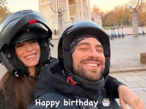 Elisabetta Canalis pubblica la prima foto con Alvise Rigo, la conferma della storia d&#8217;amore