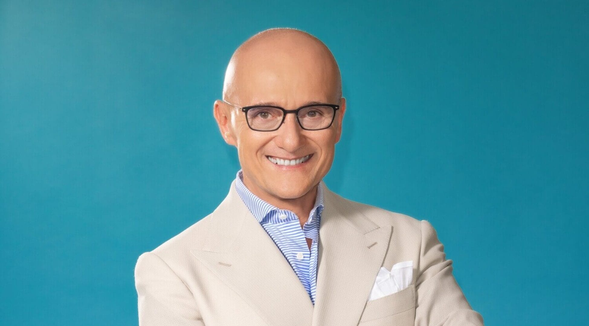 Alfonso Signorini disattiva il suo profilo Instagram, sarebbe provato dalle accuse di Fabrizio Corona