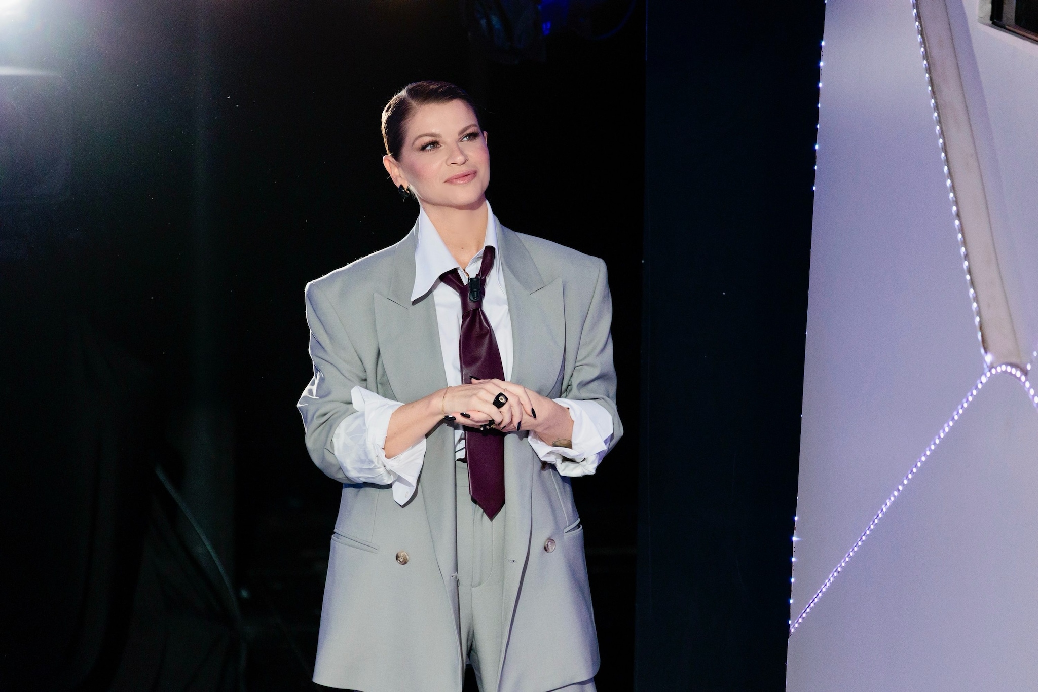 A C’è Posta per te la sorpresa di Alessandra Amoroso e il cast de La forza di una donna