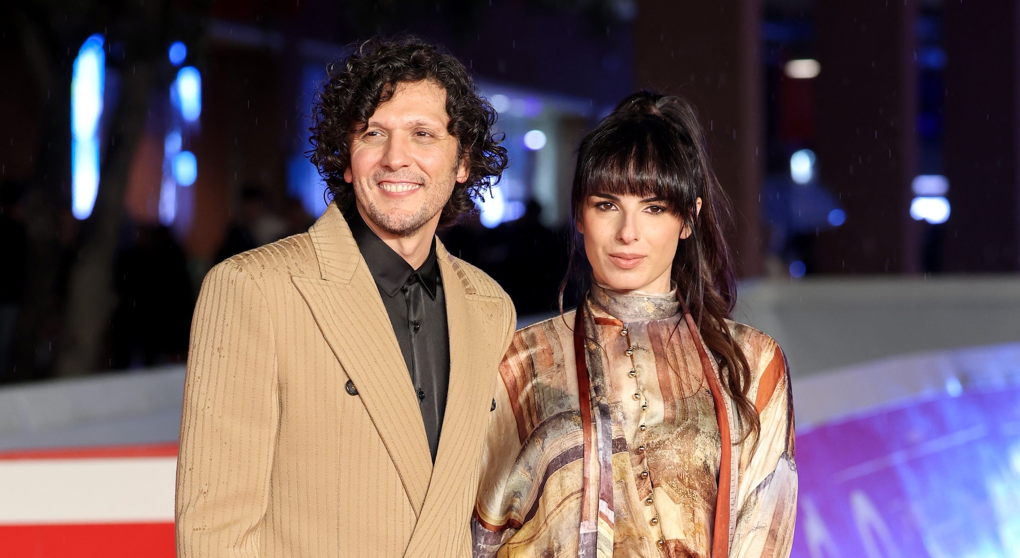 La vita privata di Ermal Meta: l'amore per la compagna Chiara Sturdà e le tre figlie