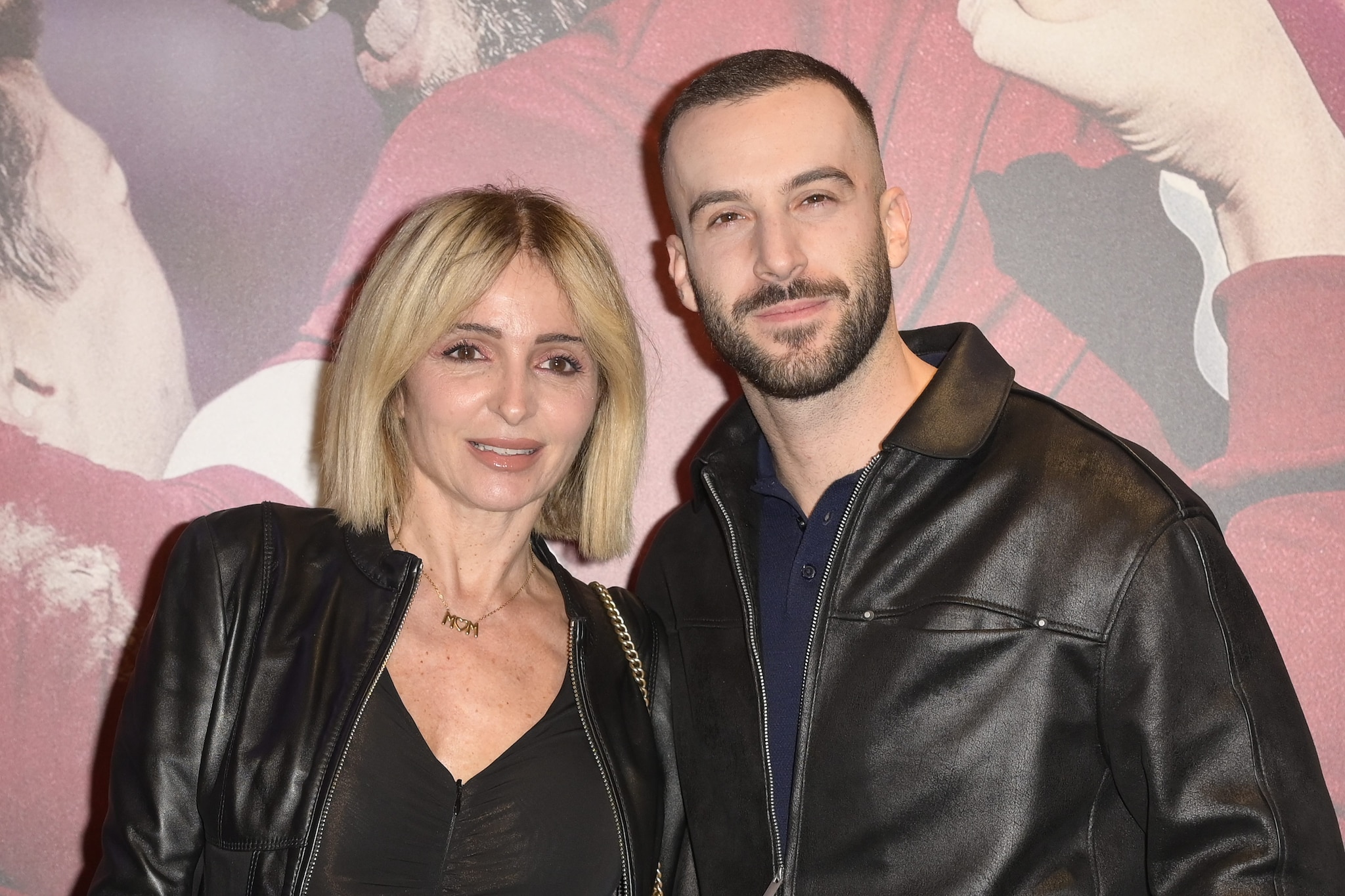 Andreas Muller sbotta: "Sono gay e sto con Veronica Peparini per soldi". La provocazione contro gli haters