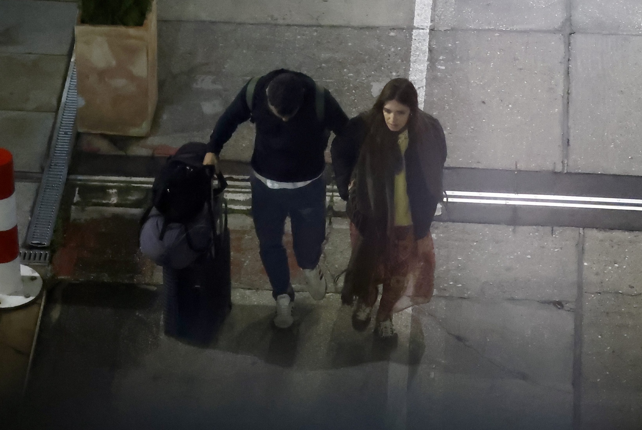 Sara Carbonero all’aeroporto di Madrid