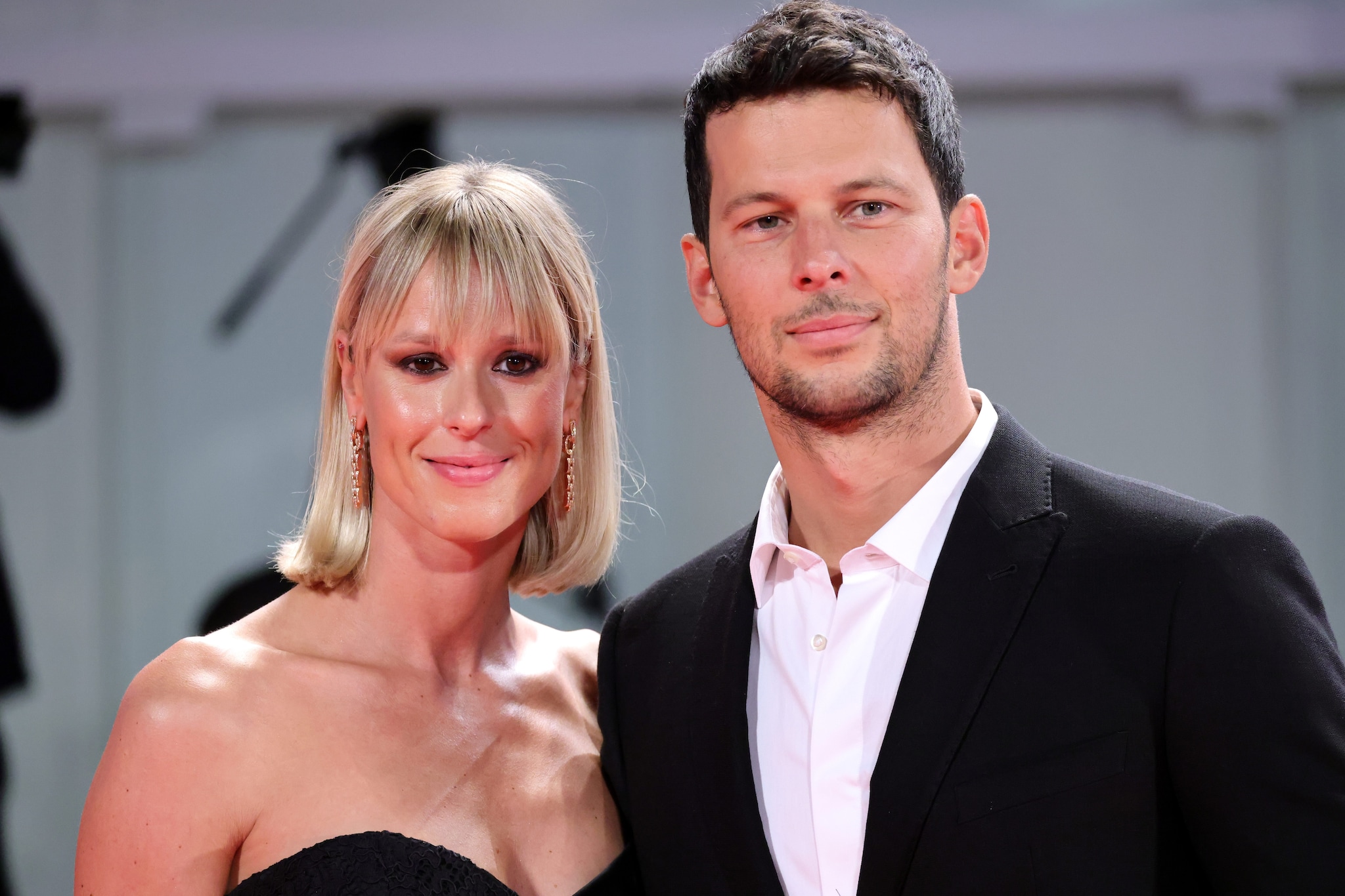 Pellegrini-Giunta, la rabbia non si placa: "Non è solo febbre, ci sono bimbi che finiscono in ospedale"