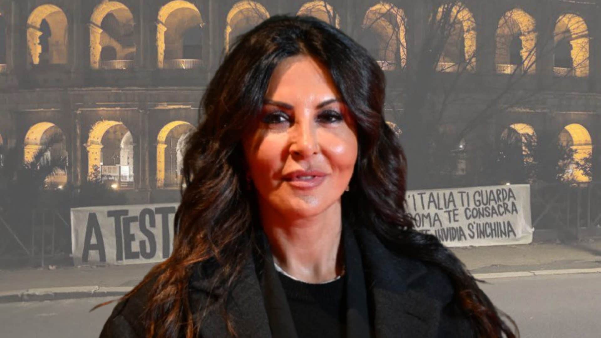 Striscione a Roma per Sabrina Ferilli alla vigilia del finale di A testa alta: "Chi ti invidia si inchina"