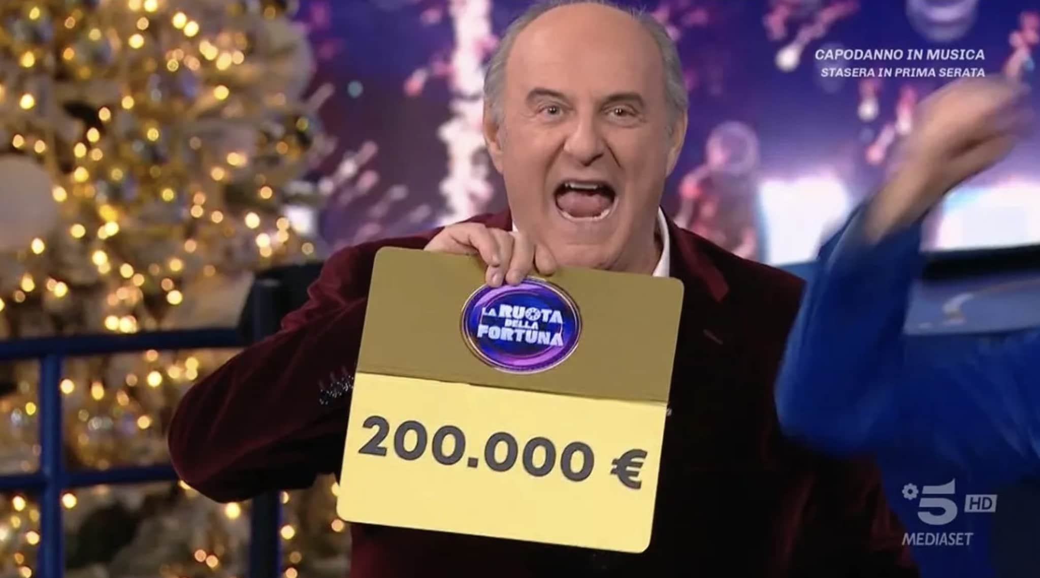 La Ruota della Fortuna, Nicola vince 200mila euro: sbaglia due risposte e azzecca quella col premio massimo