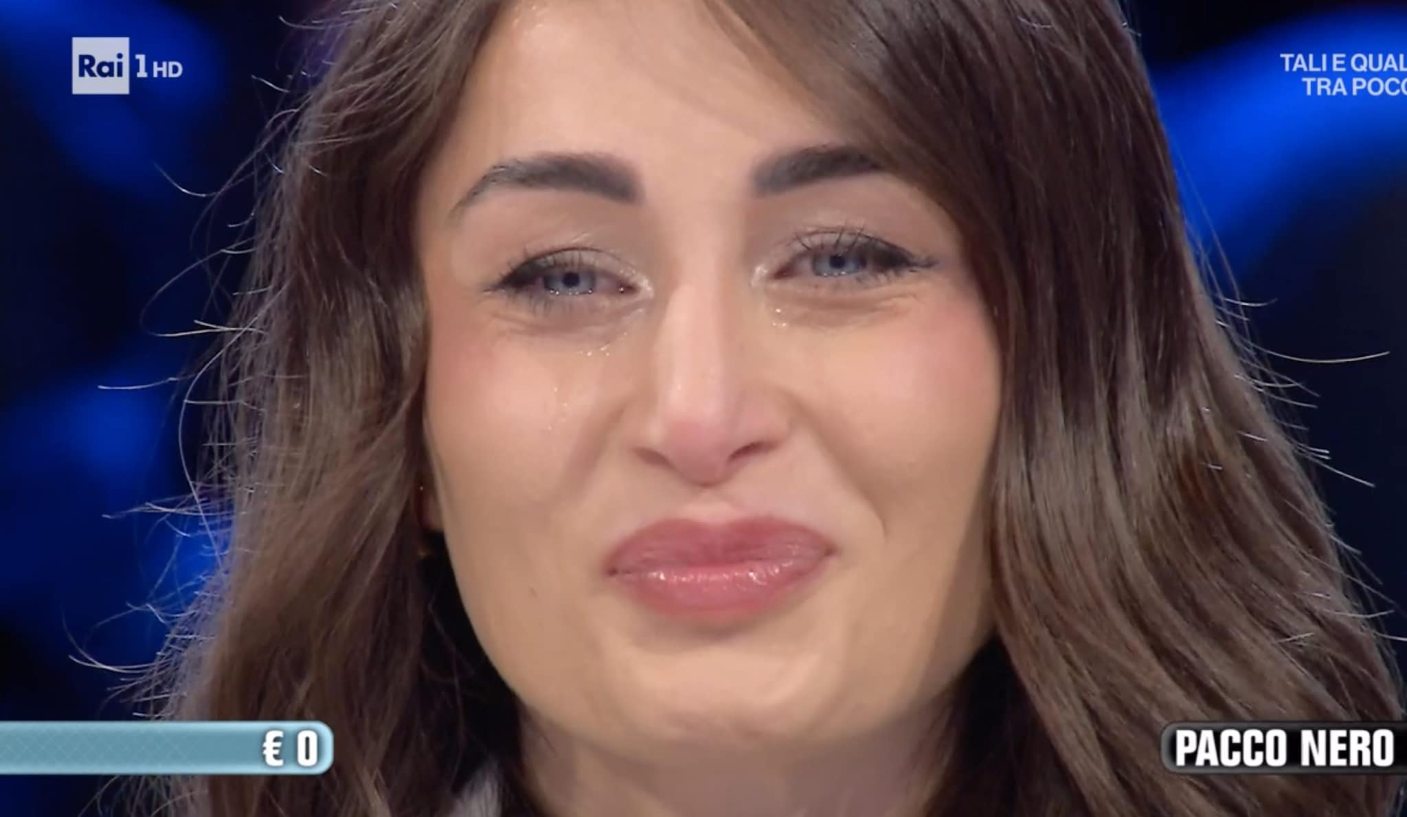 Ad Affari Tuoi la partita di Ersilia non decolla e lei piange per la tensione, quanto ha portato a casa