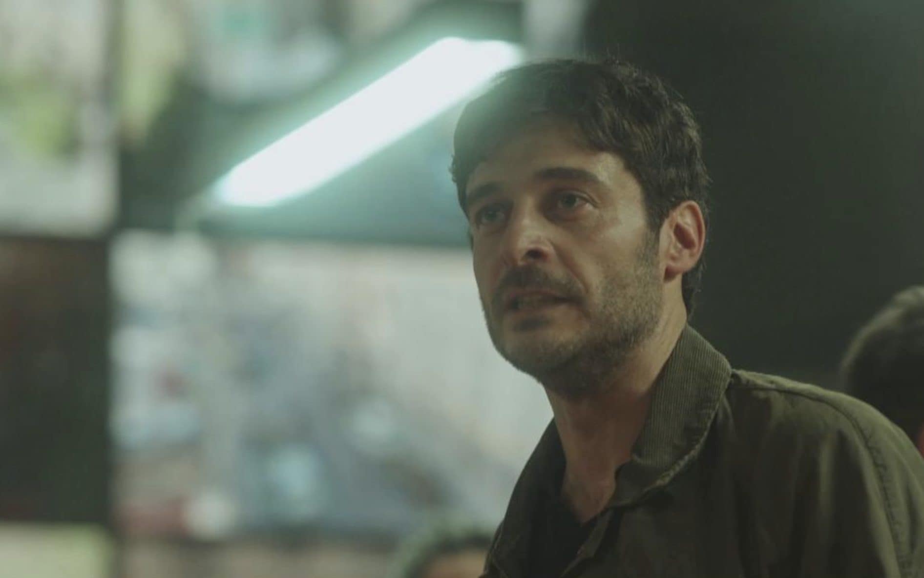 L’invisibile – La cattura di Matteo Messina Denaro: Lino Guanciale nelle prime immagini, la data della serie slitta