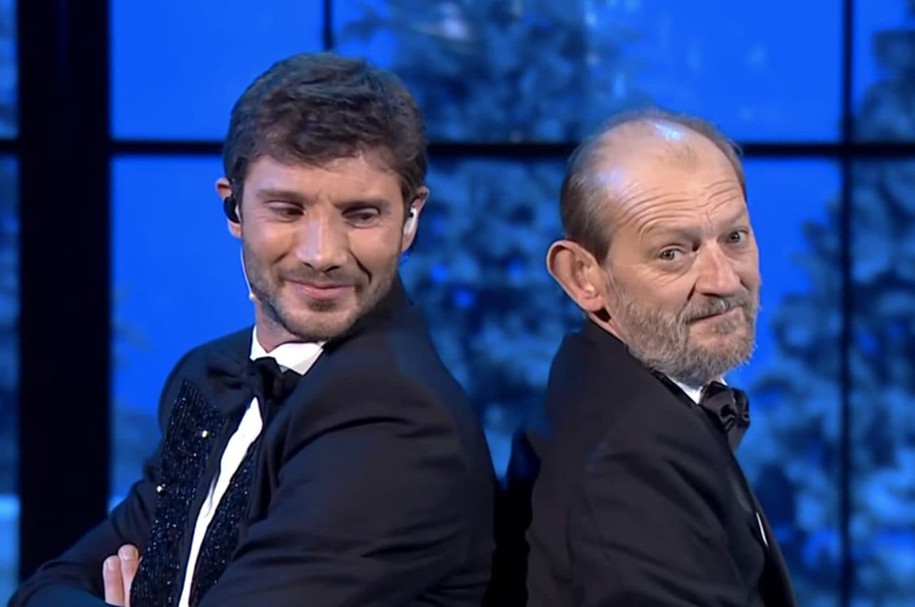 Lutto per Stefano De Martino, è morto il padre Enrico: aveva 61 anni