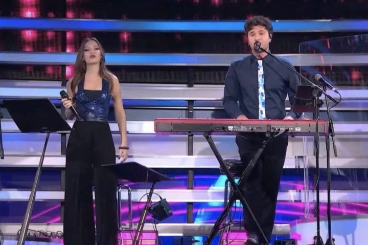 Nicla Ozenda, cantante de La Ruota della Fortuna, criticata per la voce: "Ho avuto un'emorragia a una corda vocale"