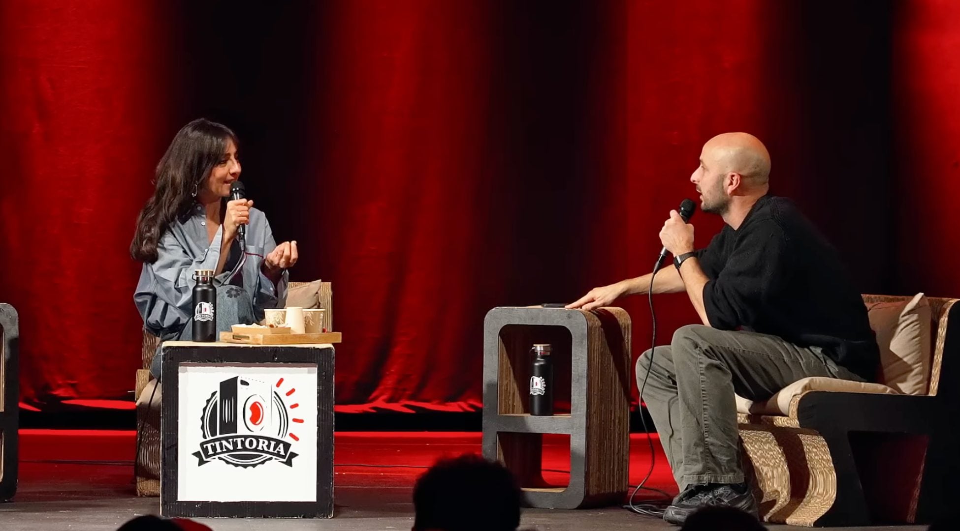 Ambra Angiolini smonta lo stereotipo su Mediaset: "Niente droga, eravamo controllati. La Rai era diversa?"