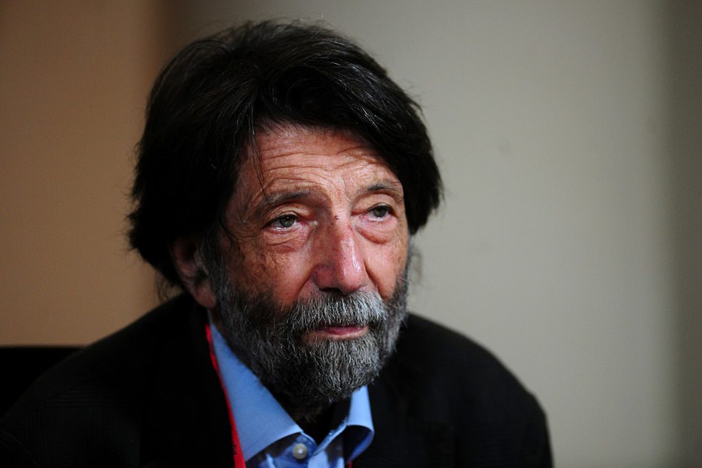 Massimo Cacciari ha sposato la compagna Chiara Patriarca: le nozze segrete celebrate a dicembre