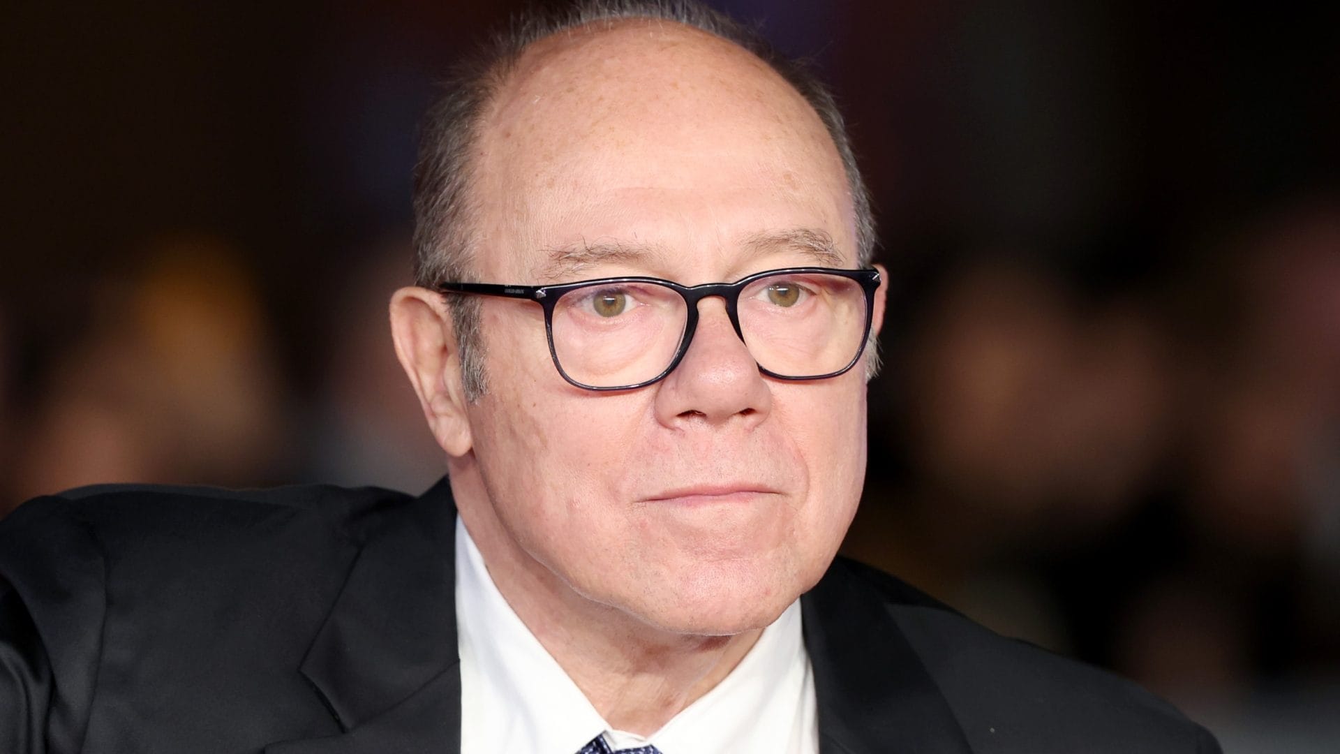 Carlo Verdone denuncia la truffa a suo nome, come funziona la finta festa da 200 euro a persona