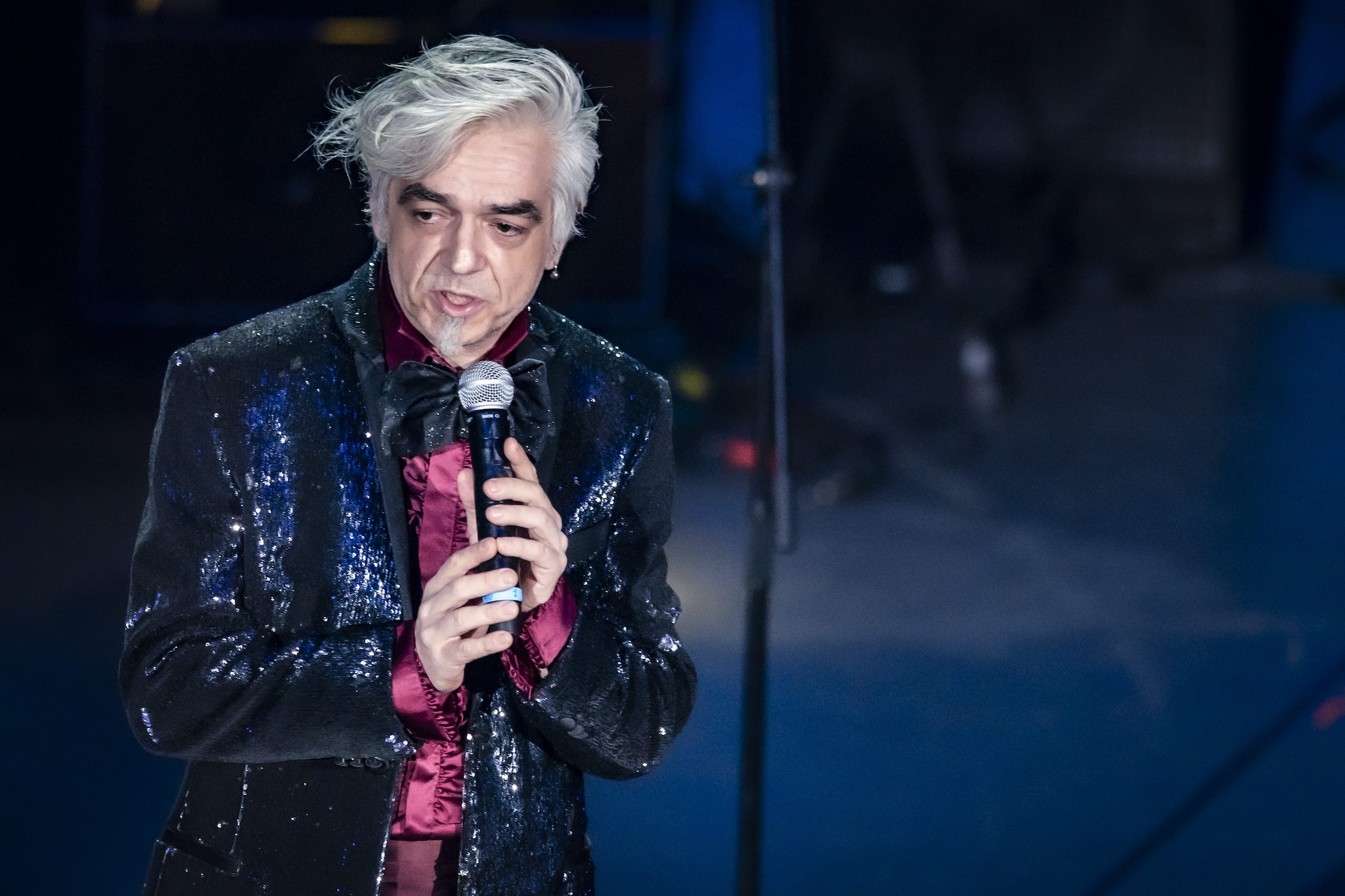 Morgan non si esibirà a Sanremo 2026, salta il duetto con Chiello nella serata Cover: "Sarò dietro le quinte"